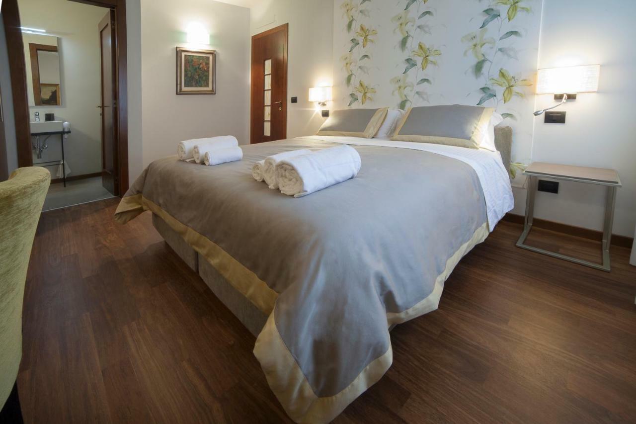 Parco Dell'Adige Rooms Verona Exteriör bild
